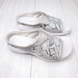 Easy Spirit Animal Print Slip on Sandals 8.5
